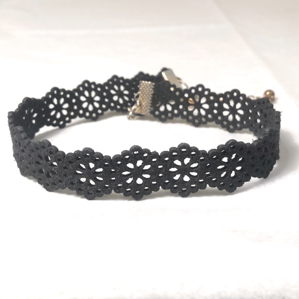 Suede Cutout Choker Necklace